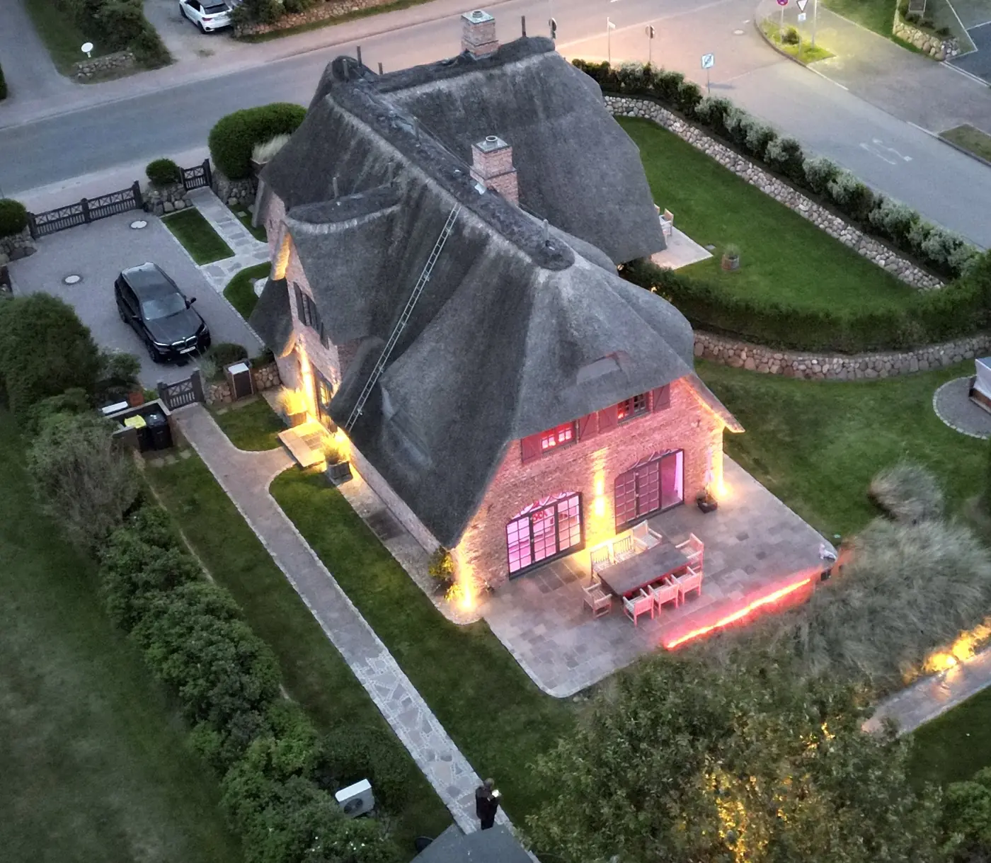 Horsa Hüs – Reetdach-Ferienhaus in den Dünen von Wenningstedt auf Sylt